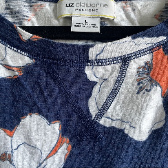 Liz Claiborne Navy Floral Blouse Bundle size L - Picture 4 of 16